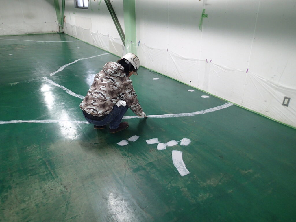 工場塗床工事 施工写真2