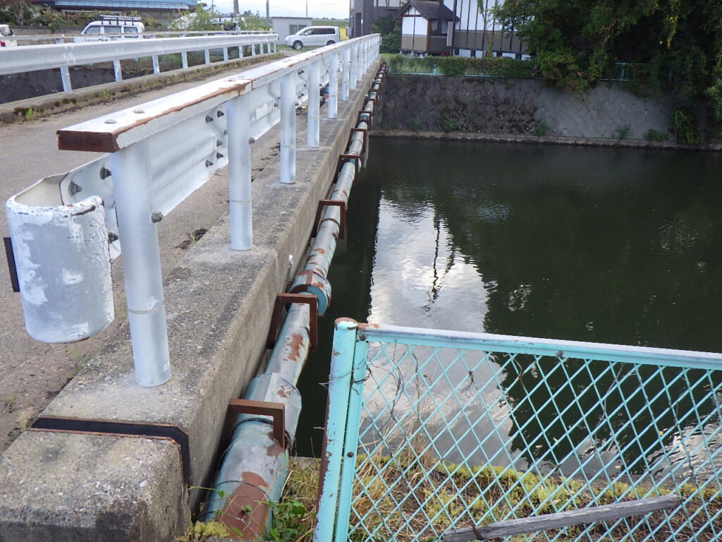 劣化した水管橋をキレイにしました。 施工写真5